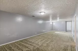 396 W 1130 N, Sunset, UT 84015 - Photo 13