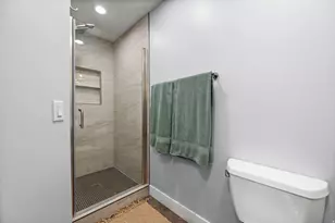 9229 S Jefferson Cv W, Sandy, UT 84070 - Photo 21