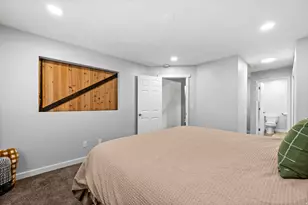 9229 S Jefferson Cv W, Sandy, UT 84070 - Photo 19