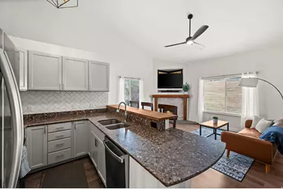 9229 S Jefferson Cv W, Sandy, UT 84070 - Photo 7