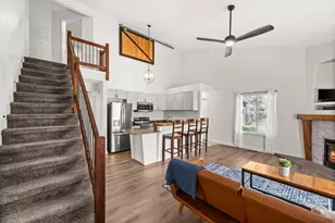 9229 S Jefferson Cv W, Sandy, UT 84070 - Photo 5