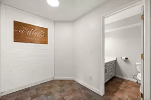 9229 S Jefferson Cv W, Sandy, UT 84070 - Photo 13