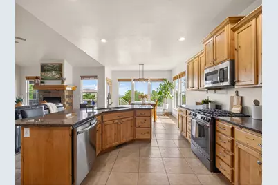 751 E 650 S, Santaquin, UT 84655 - Photo 9