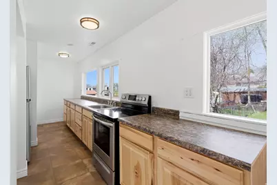 1060 Sullivan Rd, Ogden, UT 84403 - Photo 7