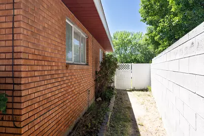 5921 S 200 E, Murray, UT 84107 - Photo 13