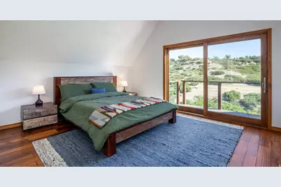2105 E Dimple Dell Rd, Sandy, UT 84092 - Photo 19