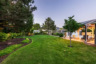 4539 S Willow Rd, Holladay, UT 84117 - Photo 7