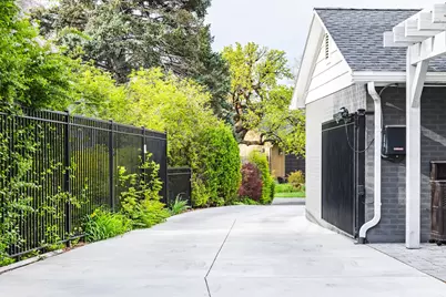 4539 S Willow Rd, Holladay, UT 84117 - Photo 85