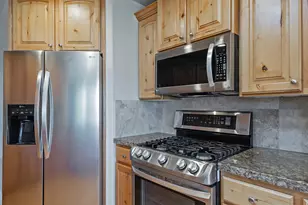 1376 W Jordan Hills Dr, South Jordan, UT 84095 - Photo 7