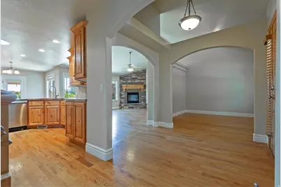 1376 W Jordan Hills Dr, South Jordan, UT 84095 - Photo 19
