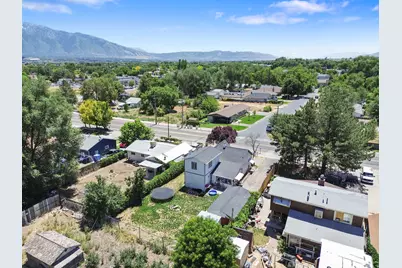 1760 W Sugar Facotry Rd S, West Jordan, UT 84088 - Photo 27