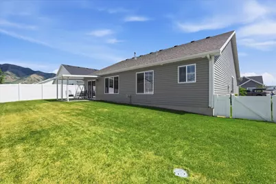 279 W 520 S, Hyde Park, UT 84318 - Photo 29