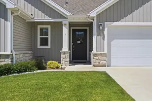 279 W 520 S, Hyde Park, UT 84318 - Photo 3