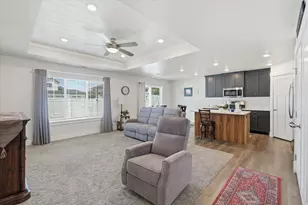 279 W 520 S, Hyde Park, UT 84318 - Photo 9
