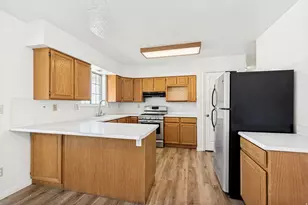 108 S Astor Ln, Elk Ridge, UT 84651 - Photo 9
