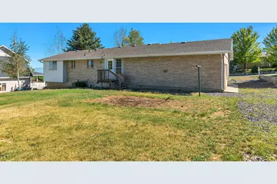 108 S Astor Ln, Elk Ridge, UT 84651 - Photo 29