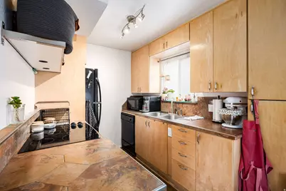 131 S 1000 E #4, Salt Lake City, UT 84102 - Photo 7