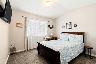 6649 S Pine Landing Way, West Jordan, UT 84084 - Photo 15