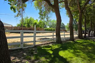 1846 E Charleston Ln, Holladay, UT 84121 - Photo 13