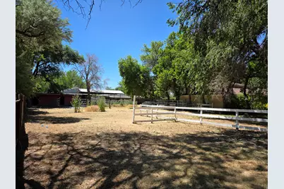 1846 E Charleston Ln, Holladay, UT 84121 - Photo 9
