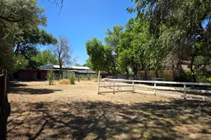 1846 E Charleston Ln, Holladay, UT 84121 - Photo 9