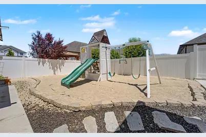 692 W Baxter Ln, Saratoga Springs, UT 84045 - Photo 29