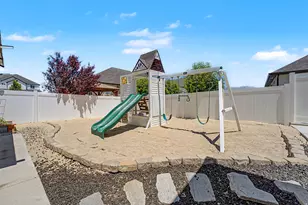 692 W Baxter Ln, Saratoga Springs, UT 84045 - Photo 29
