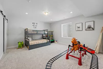 692 W Baxter Ln, Saratoga Springs, UT 84045 - Photo 23