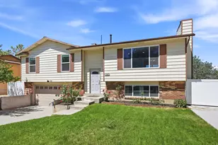 11042 S Lindon Rd E, Sandy, UT 84092 - Photo 3