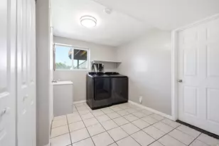 11042 S Lindon Rd E, Sandy, UT 84092 - Photo 21
