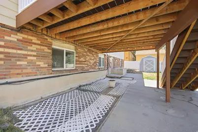 11042 S Lindon Rd E, Sandy, UT 84092 - Photo 27