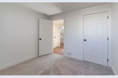 4905 S Southridge Dr W, Taylorsville, UT 84129 - Photo 27
