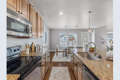 14453 S Yellow Topaz Dr, Herriman, UT 84096 - Photo 9