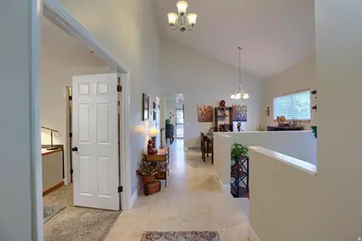9628 S 2760 E, Sandy, UT 84092 - Photo 5