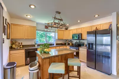 9628 S 2760 E, Sandy, UT 84092 - Photo 13