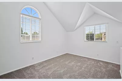 4739 S Old Oxford Rd, Salt Lake City, UT 84118 - Photo 15