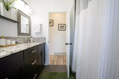 588 W 1175 N, Farmington, UT 84025 - Photo 57