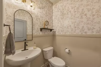 616 W 1300 N #213, Tooele, UT 84074 - Photo 7