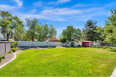 1142 E Turquoise Way, Sandy, UT 84094 - Photo 5