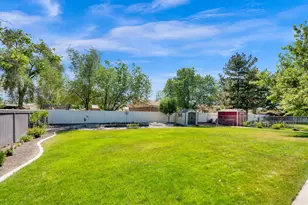 1142 E Turquoise Way, Sandy, UT 84094 - Photo 5