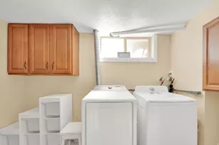 1142 E Turquoise Way, Sandy, UT 84094 - Photo 21
