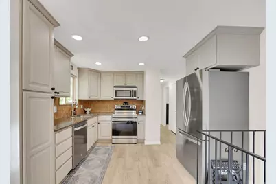 1142 E Turquoise Way, Sandy, UT 84094 - Photo 15