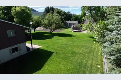 165 W 800 S, Wellsville, UT 84339 - Photo 21