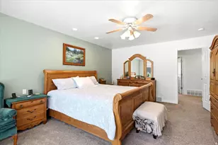 1561 E Lakeview Way S, Ogden, UT 84403 - Photo 17