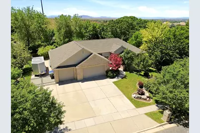 1561 E Lakeview Way S, Ogden, UT 84403 - Photo 3