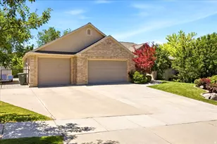 1561 E Lakeview Way S, Ogden, UT 84403 - Photo 1