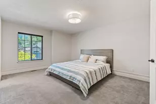331 E Nechatel Dr, Draper, UT 84020 - Photo 11