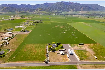 6400 S 2633 W #5, Wellsville, UT 84339 - Photo 7