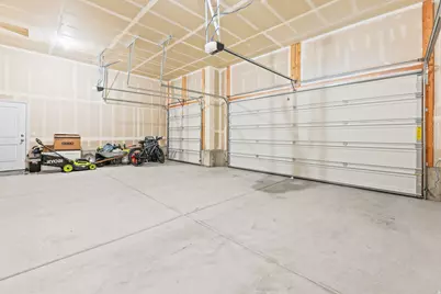 8665 Halloran Ct, Lake Point, UT 84074 - Photo 39