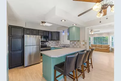 396 E 700 S, Centerville, UT 84014 - Photo 7